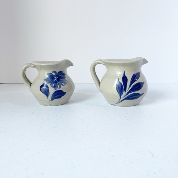Pair of small Williamsburg Pottery Clay Pitchers - Picture 1 of 8